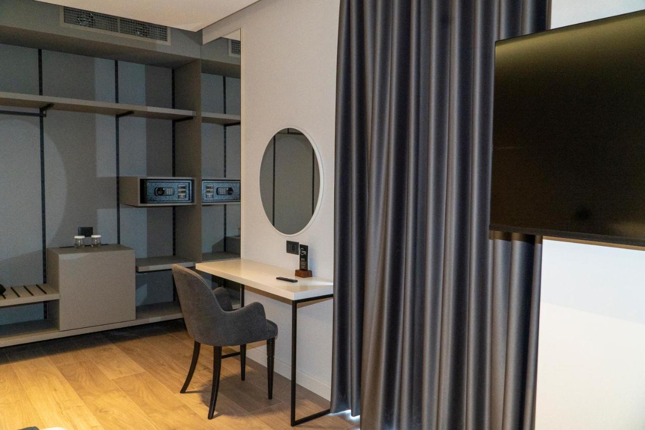 Center Hotel Sarande Luaran gambar