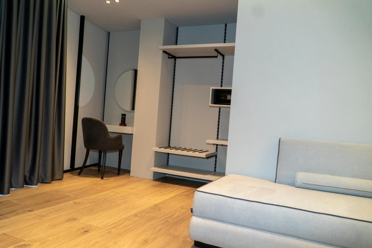 Center Hotel Sarande Luaran gambar