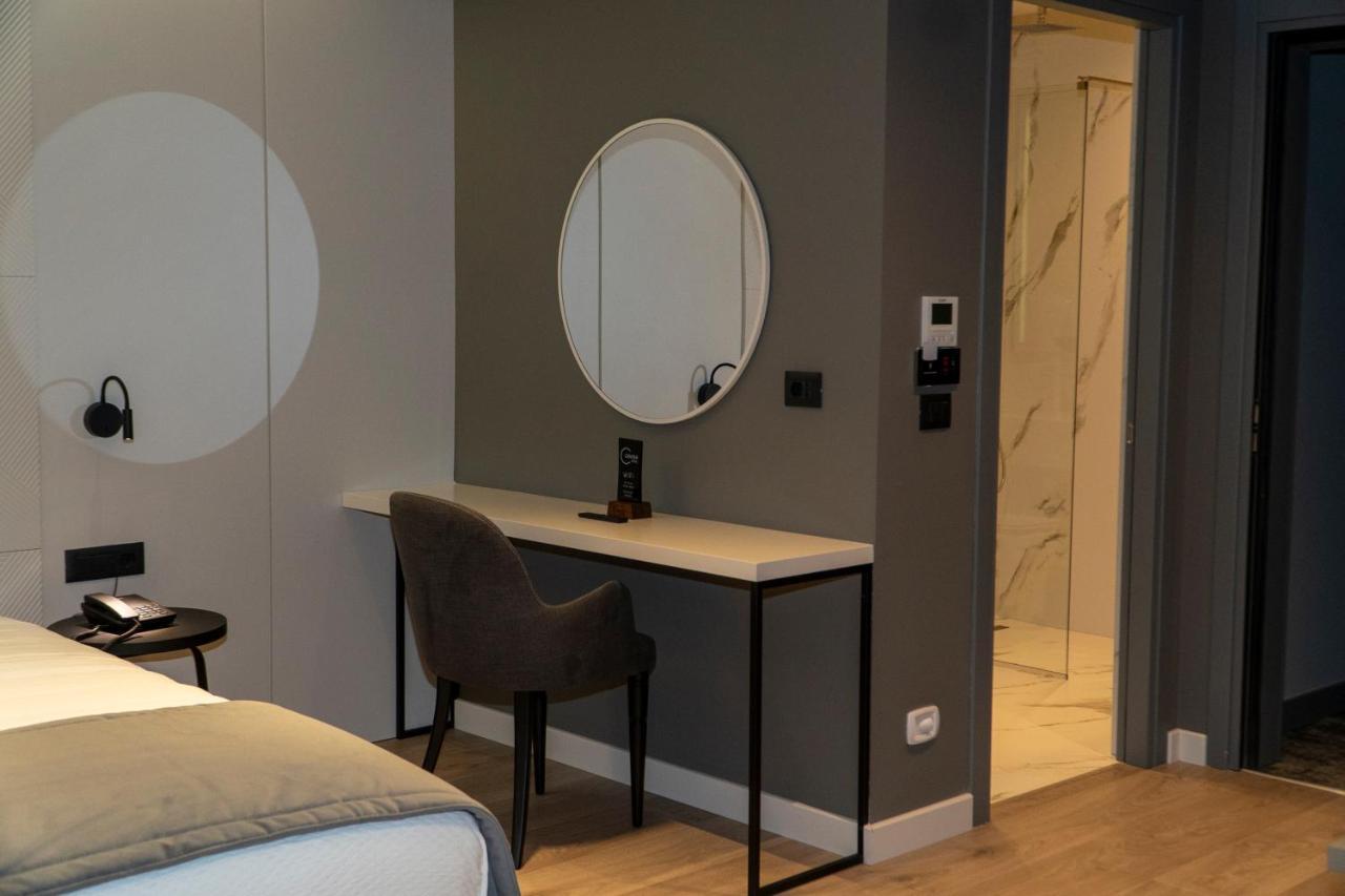 Center Hotel Sarande Luaran gambar