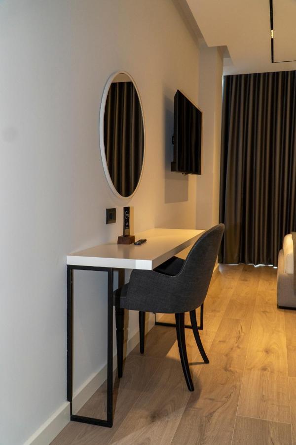 Center Hotel Sarande Luaran gambar